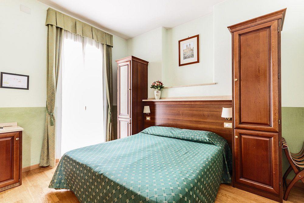 Palazzo Venere Hotel Rome Luaran gambar