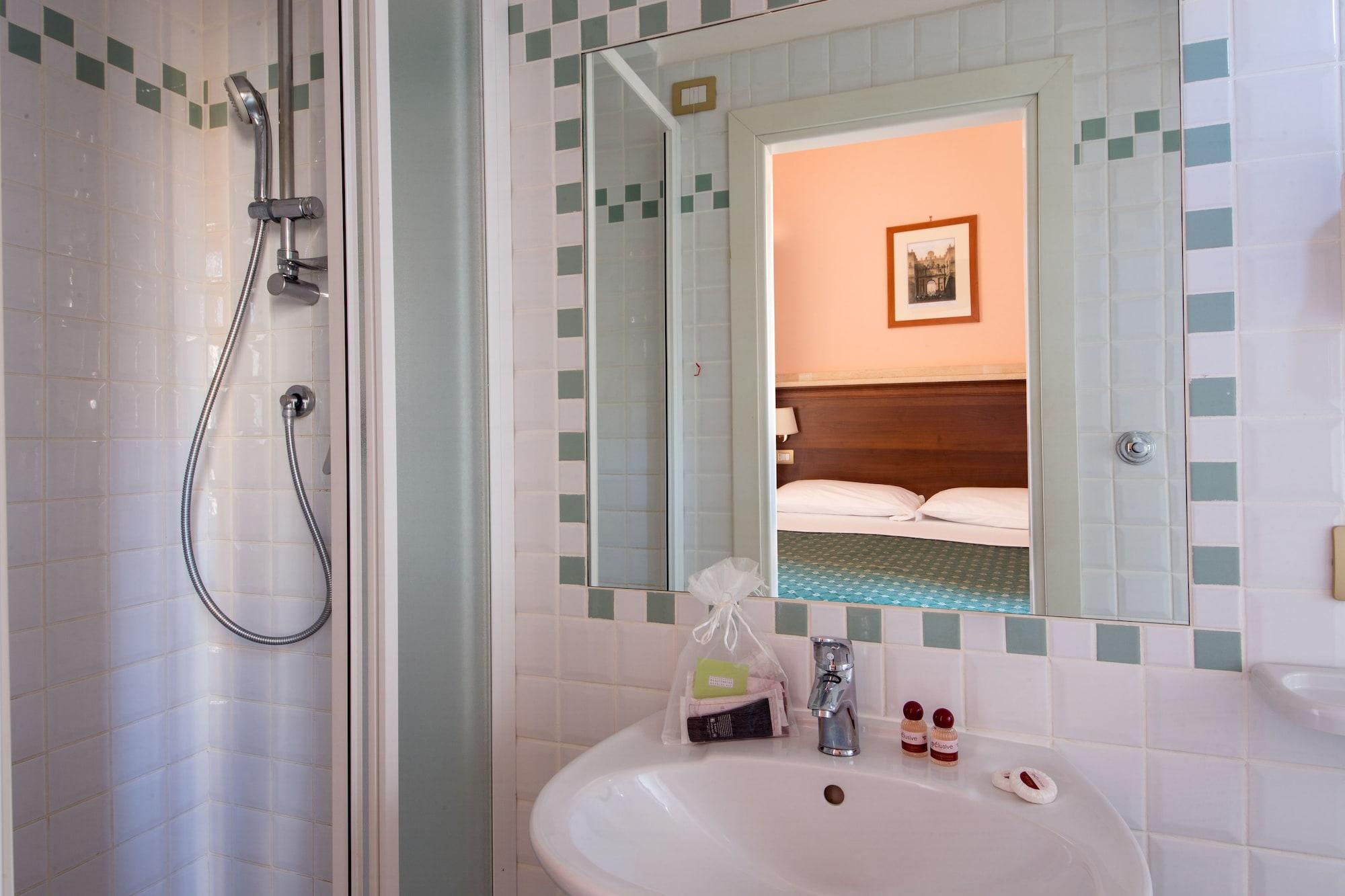Palazzo Venere Hotel Rome Luaran gambar
