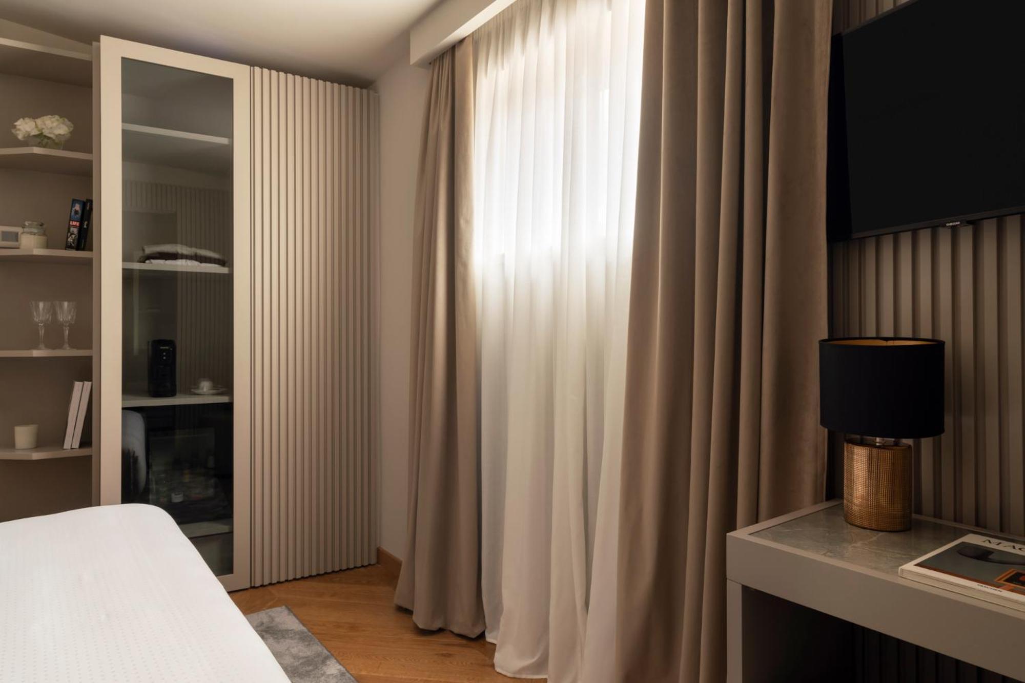 Palazzo Venere Hotel Rome Luaran gambar