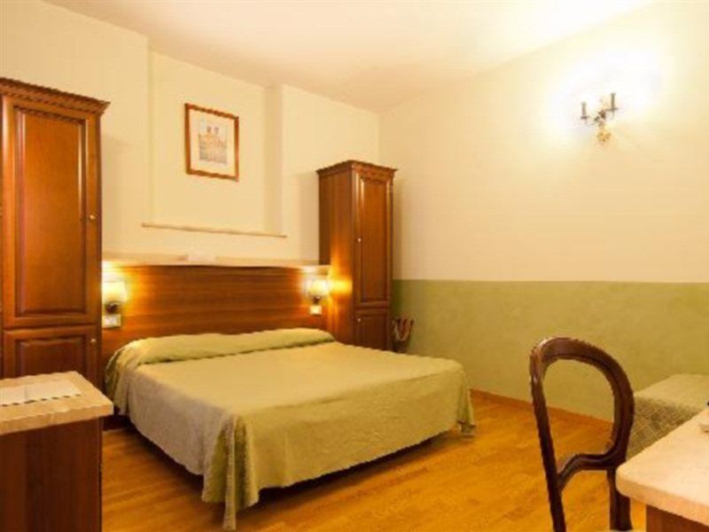 Palazzo Venere Hotel Rome Luaran gambar